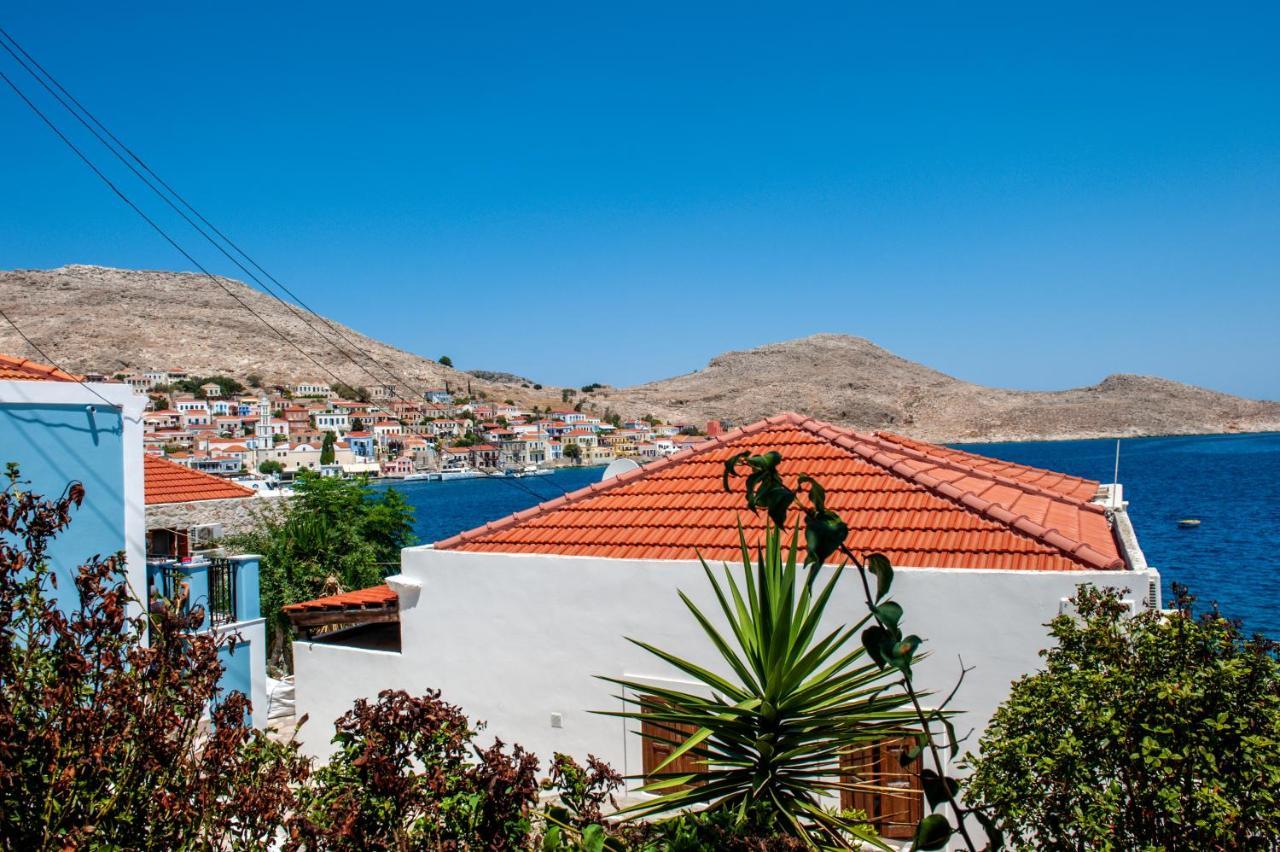 Kiki&Nina Apartment Chalki Town Luaran gambar