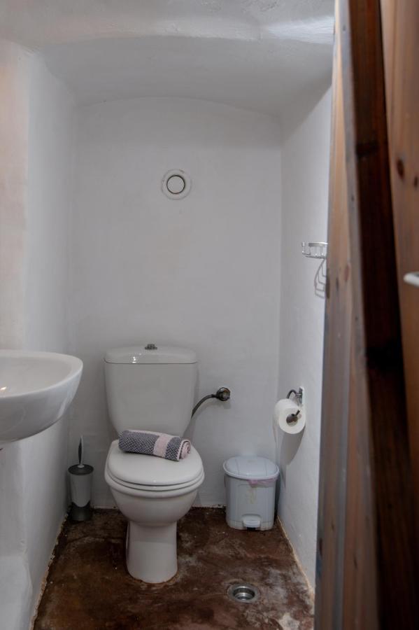 Kiki&Nina Apartment Chalki Town Luaran gambar
