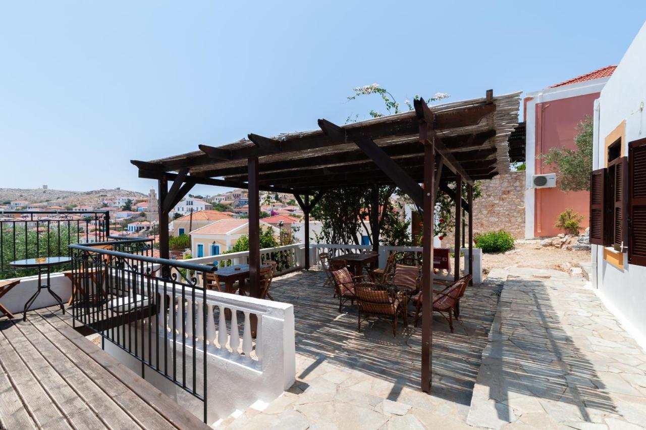 Kiki&Nina Apartment Chalki Town Luaran gambar